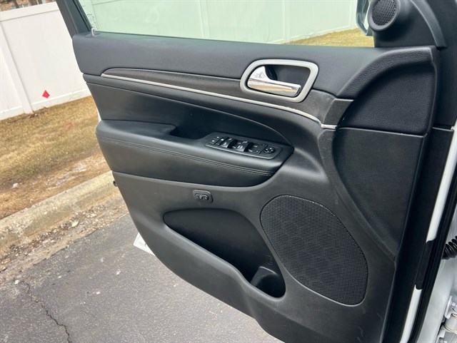 2018 JEEP GRAND CHEROKEE - Image 30