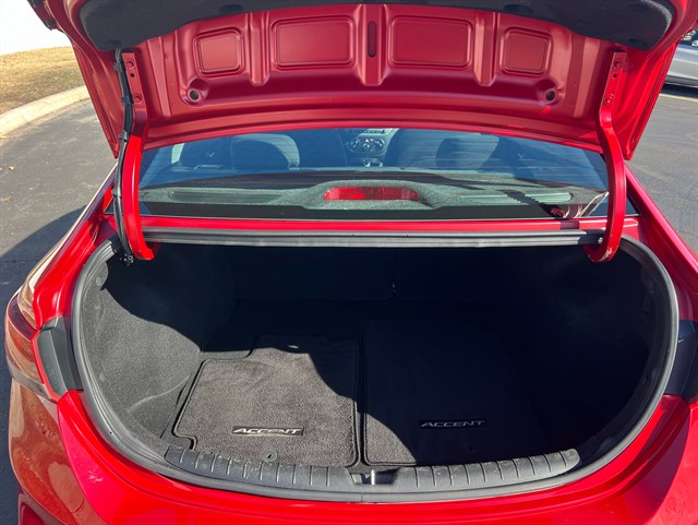 2021 HYUNDAI ACCENT - Image 21