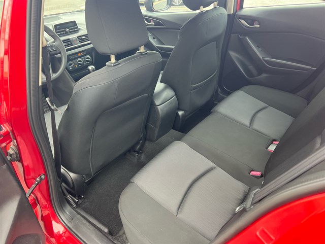 2014 MAZDA MAZDA3 - Image 36