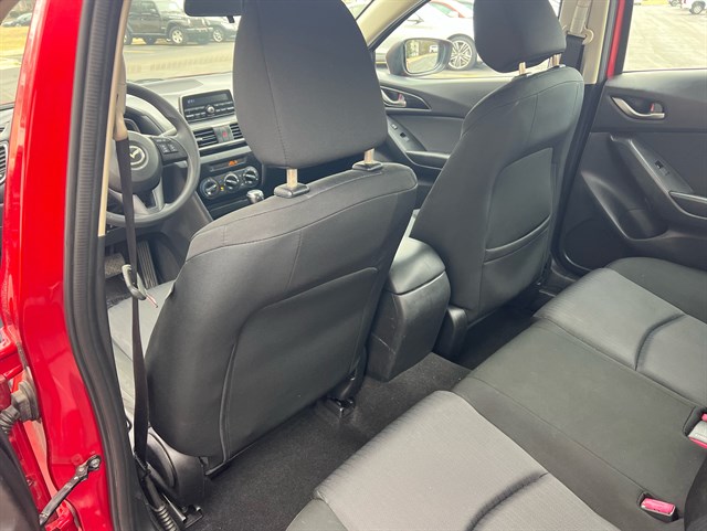 2014 MAZDA MAZDA3 - Image 40