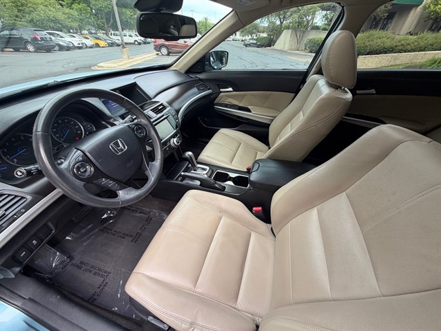 2013 Honda Crosstour, Stock No: 10995 by North Naperville Autos