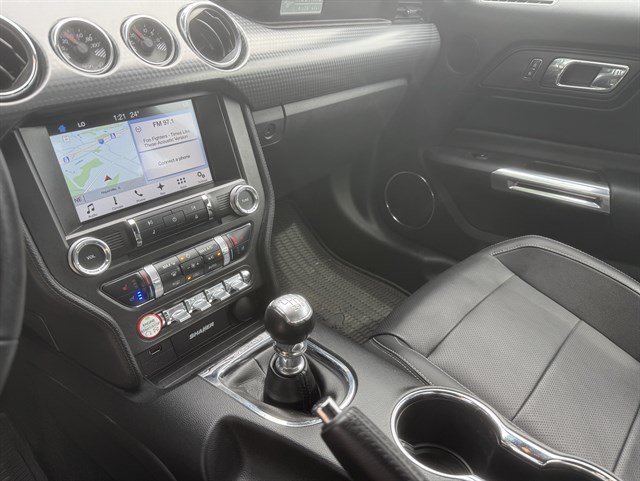 2017 Ford Mustang GT - Photo 20