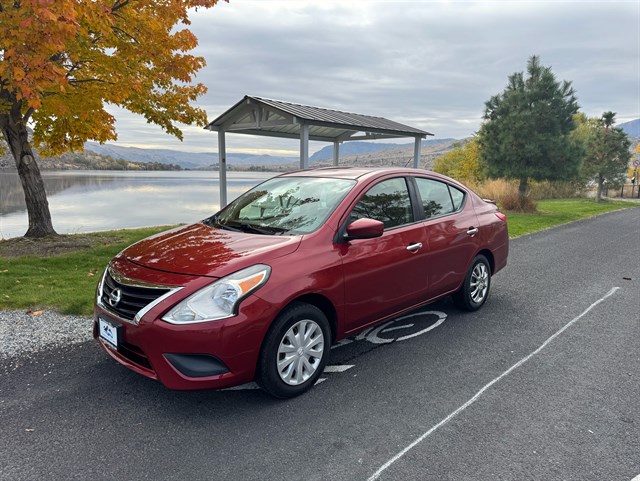 2018 Nissan Versa Sedan SV
