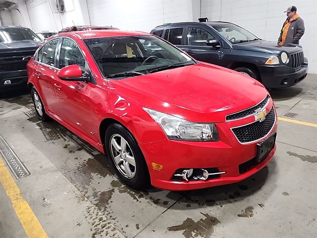 2014 Chevrolet Cruze 1LT's photo