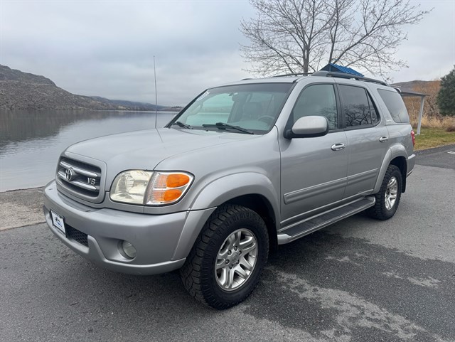 2004 Toyota Sequoia Limited