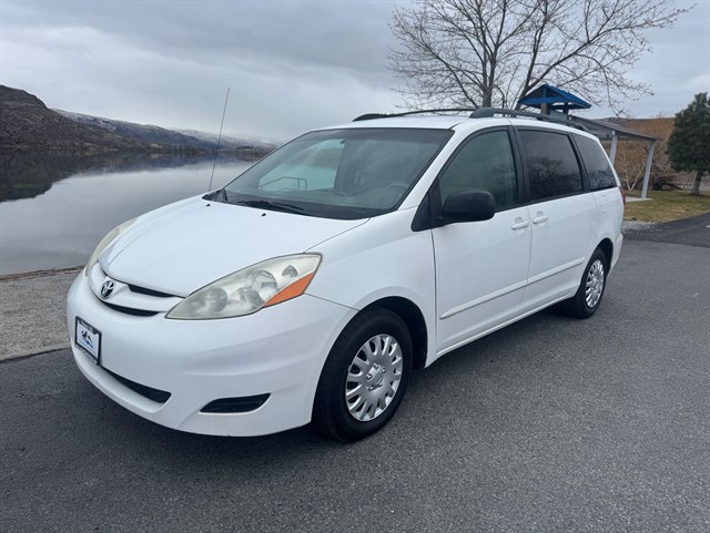 2008 Toyota Sienna LE