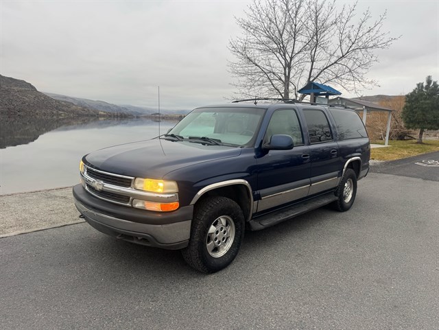2002 Chevrolet Suburban LS