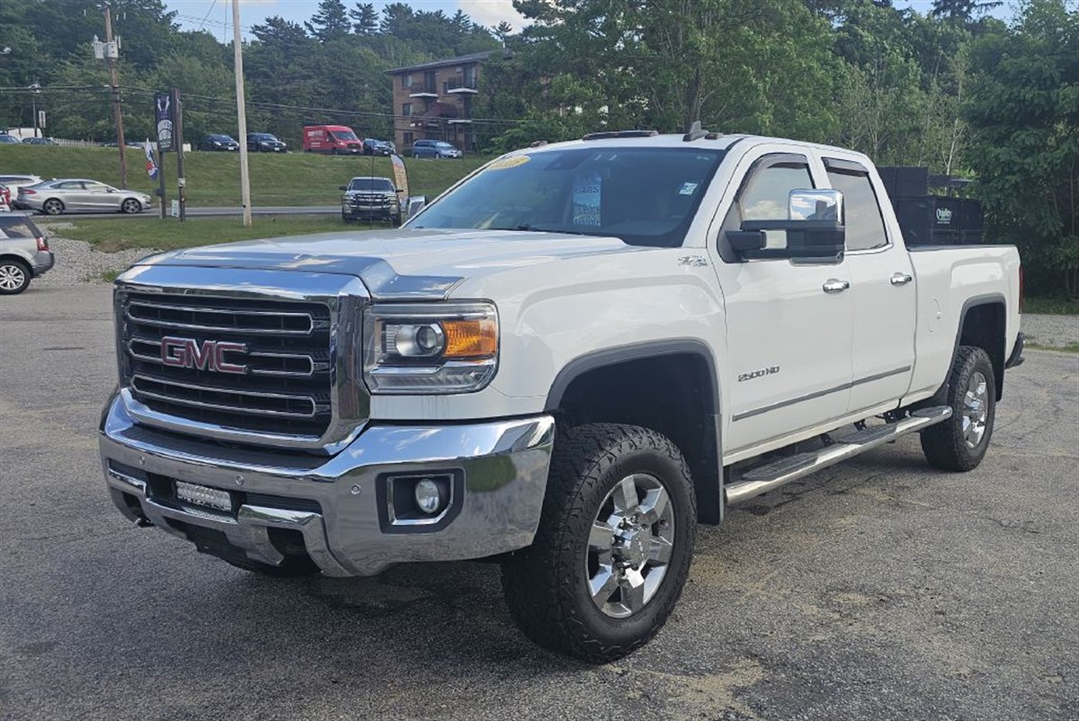 2015 Gmc Sierra SLT photo 3