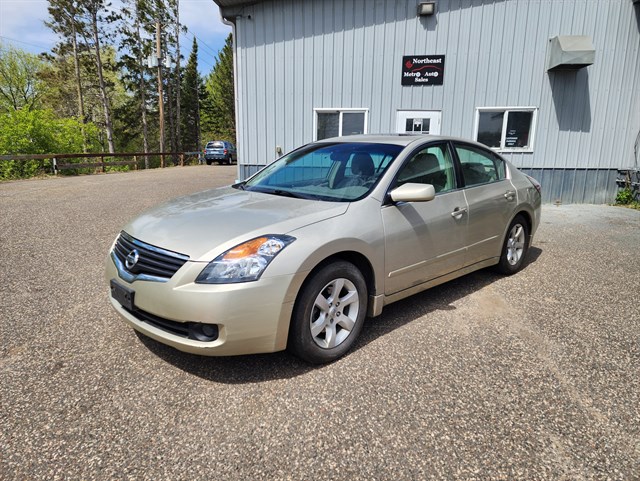 2009 Nissan Altima's photo