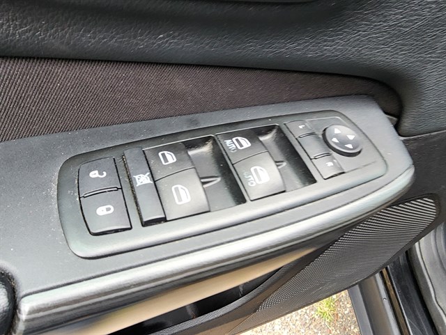 2015 Jeep Cherokee Latitude - Photo 13
