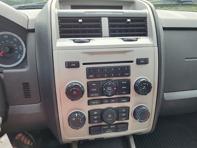2012 Ford Escape XLT - Photo 15