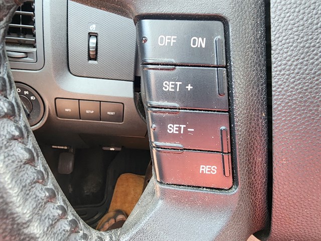 2012 Ford Escape XLT - Photo 18
