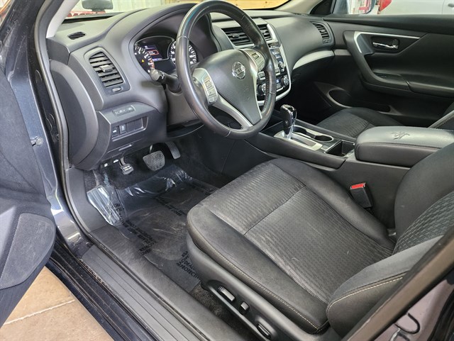 2018 Nissan Altima SV - Photo 8