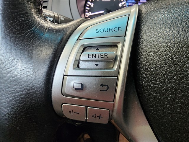 2018 Nissan Altima SV - Photo 16