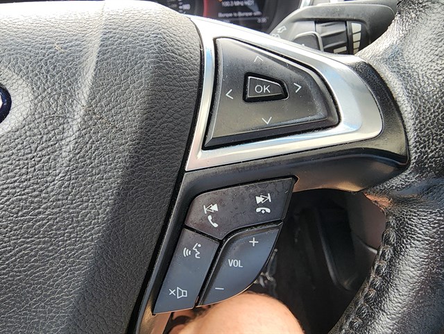 2015 Ford Edge Titanium - Photo 20