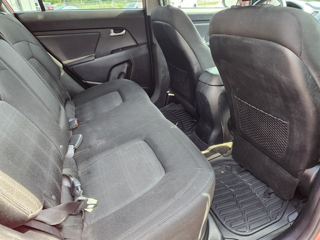 2013 Kia Sportage LX - Photo 11