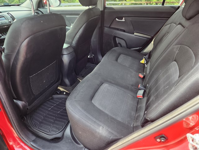 2013 Kia Sportage LX - Photo 9