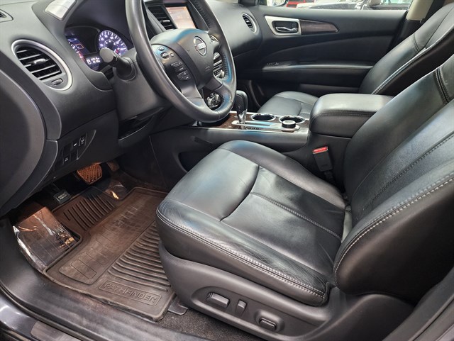 2013 Nissan Pathfinder SL - Photo 8
