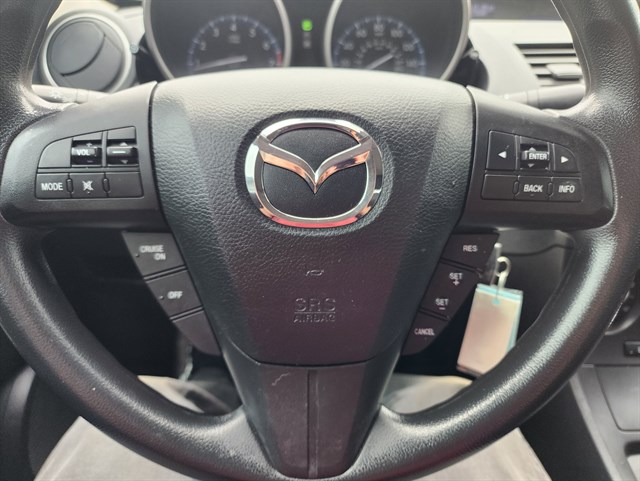 2013 Mazda MAZDA3 i Sport - Photo 17