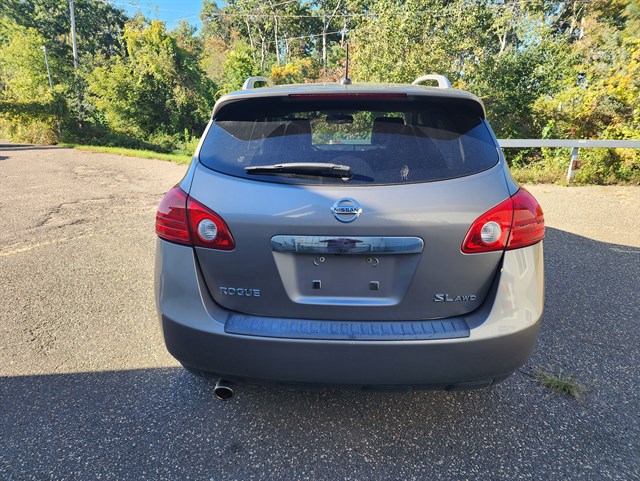 Nissan Rogue photo 5