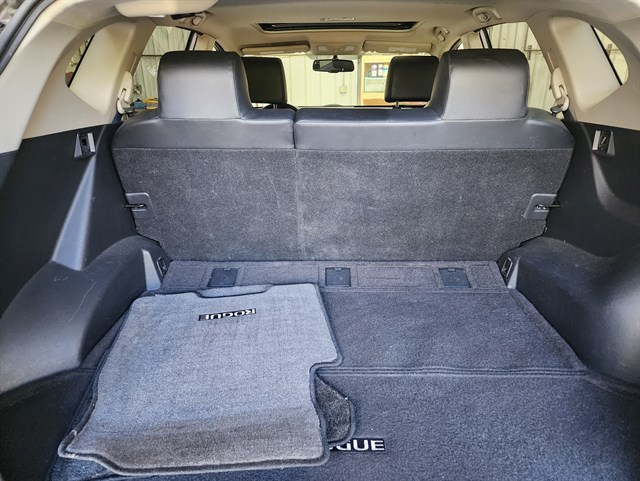 Nissan Rogue photo 11