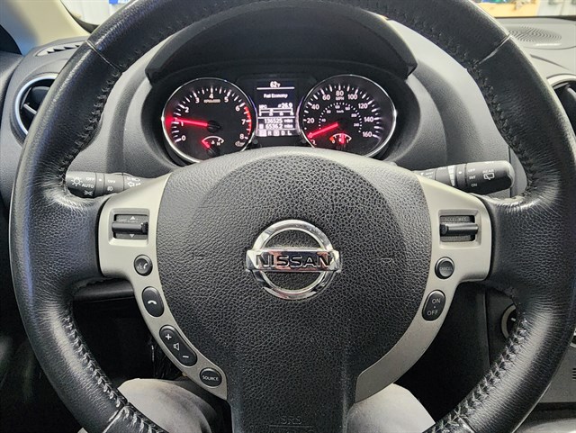 Nissan Rogue photo 19