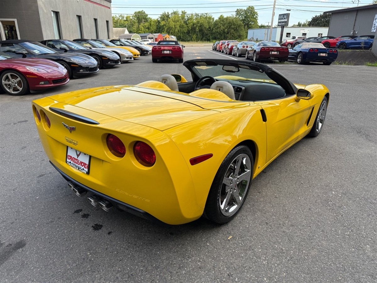 2007 Chevrolet Corvette Convertible 3LT photo 3