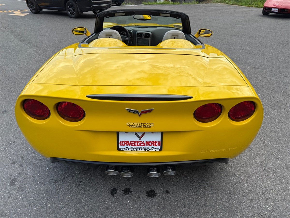 2007 Chevrolet Corvette Convertible 3LT photo 4