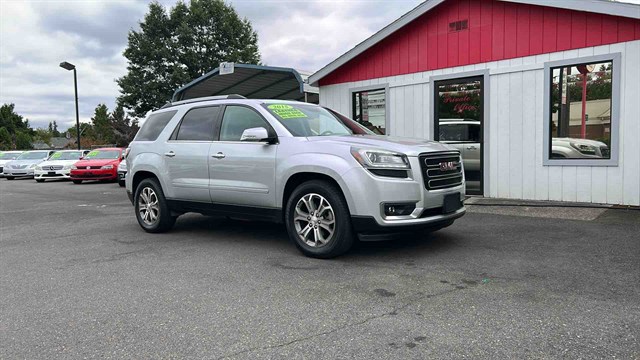 2015 GMC Acadia SLT1's photo