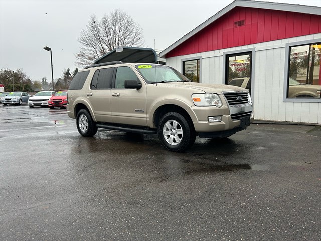 2007 Ford Explorer XLT's photo