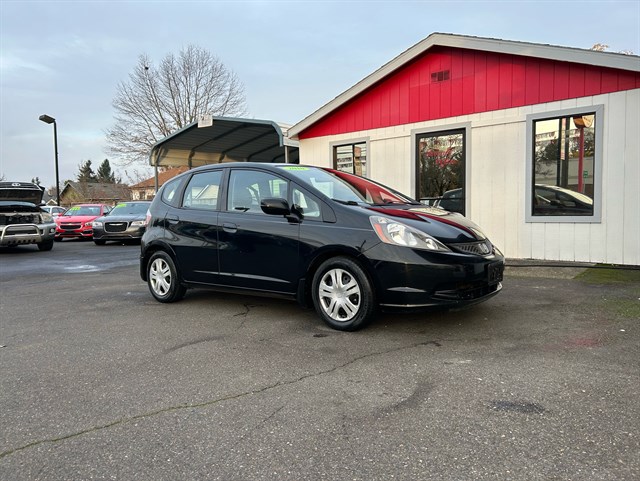 2010 Honda Fit Base's photo