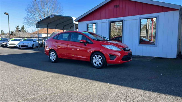 2013 Ford Fiesta SE
