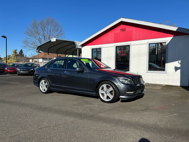 2011 Mercedes-Benz C-Class C300 Sport
