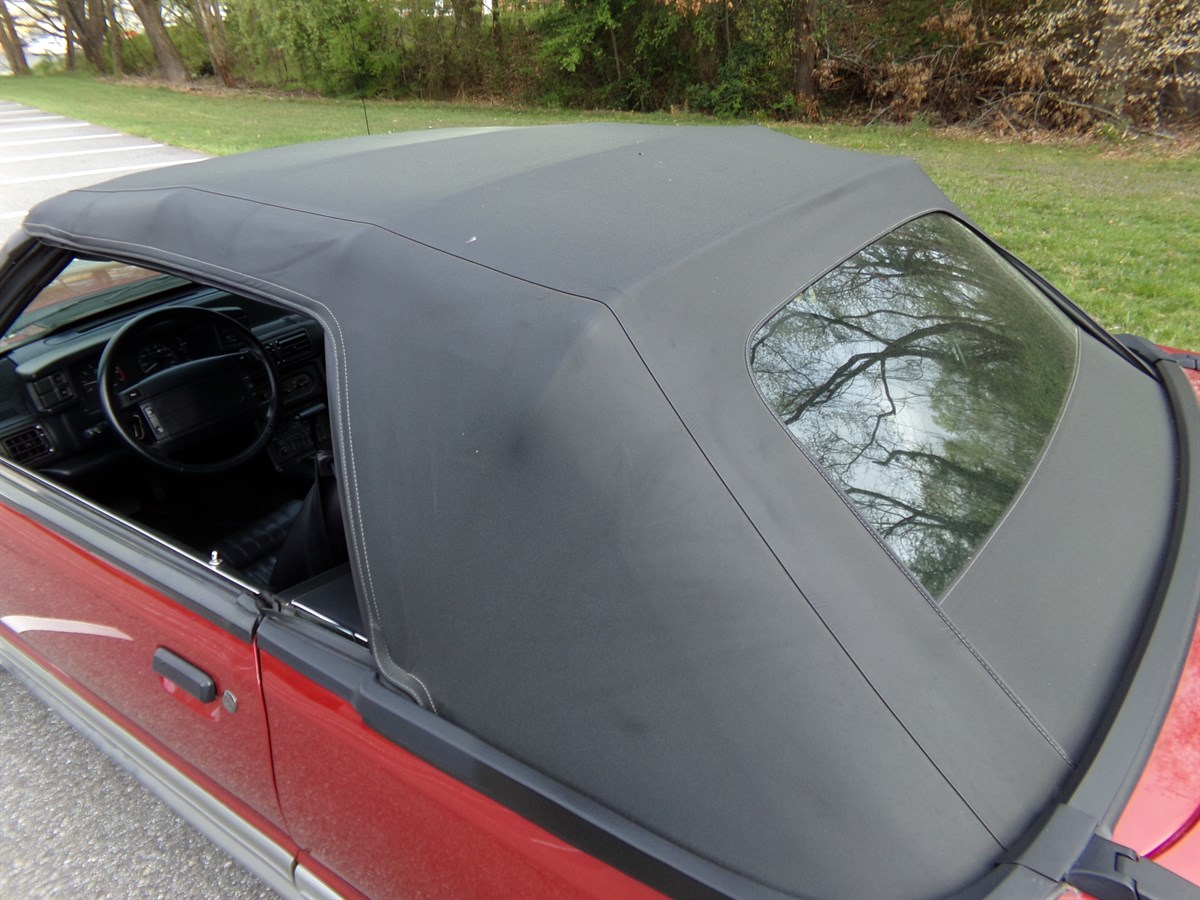 1991 Ford Mustang GT Convertible photo 5