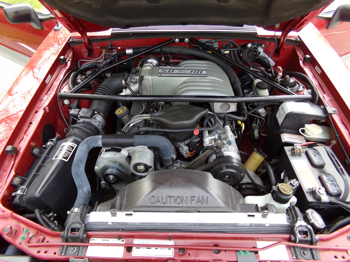 1991 Ford Mustang GT Convertible photo 6