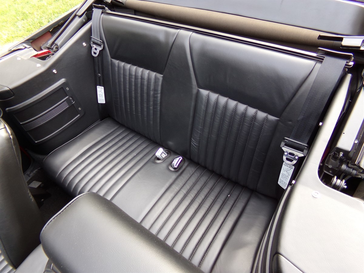 1991 Ford Mustang GT Convertible photo 9