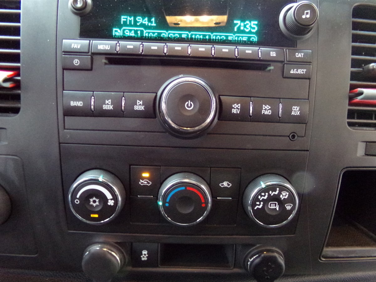 2012 Chevrolet Silverado 1500 LT photo 10