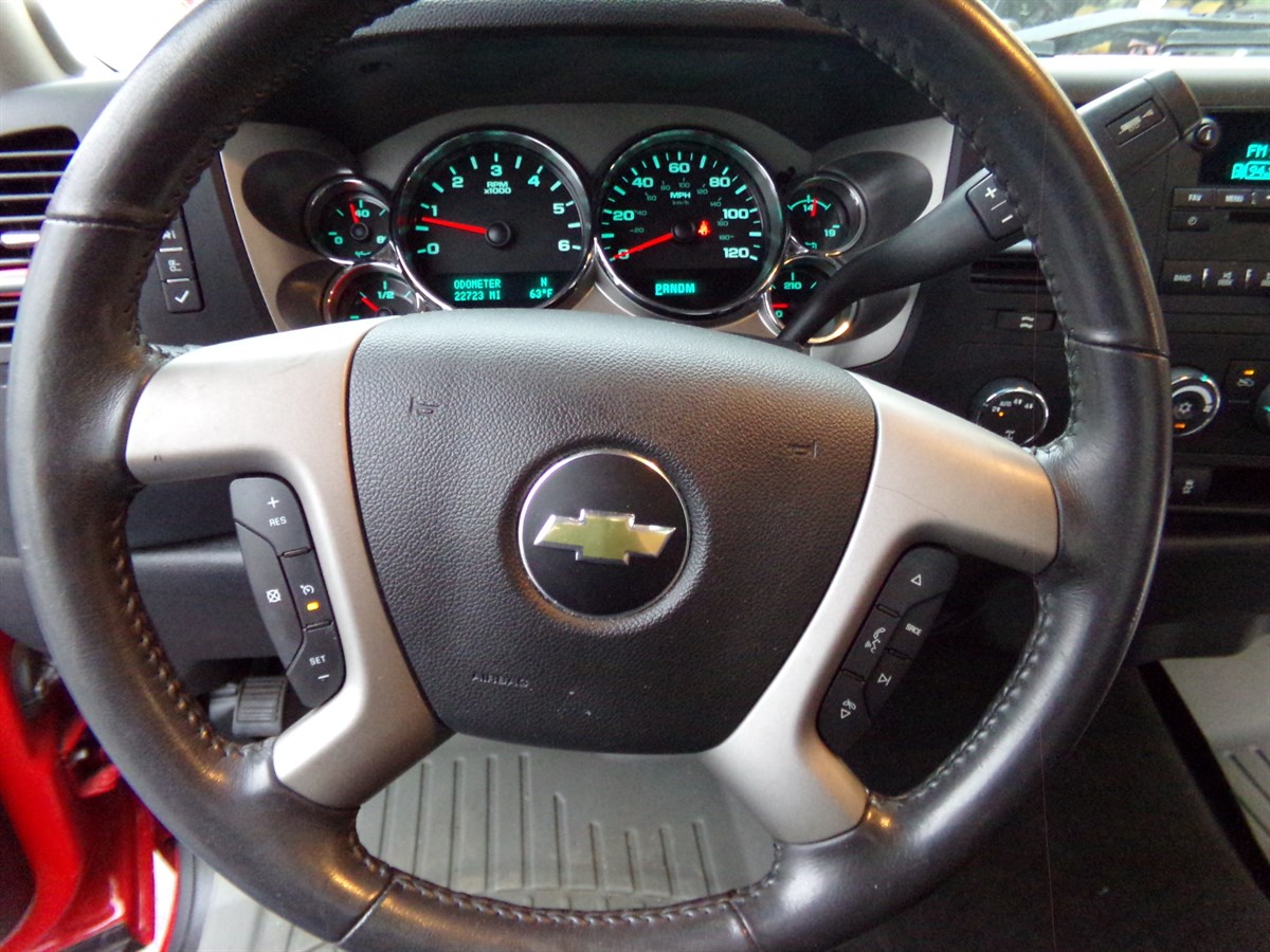 2012 Chevrolet Silverado 1500 LT photo 13