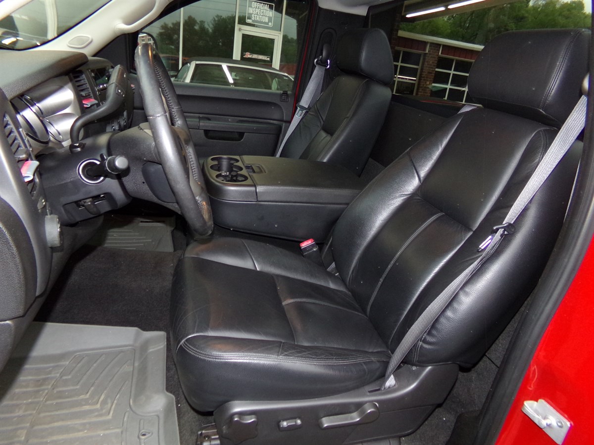 2012 Chevrolet Silverado 1500 LT photo 6