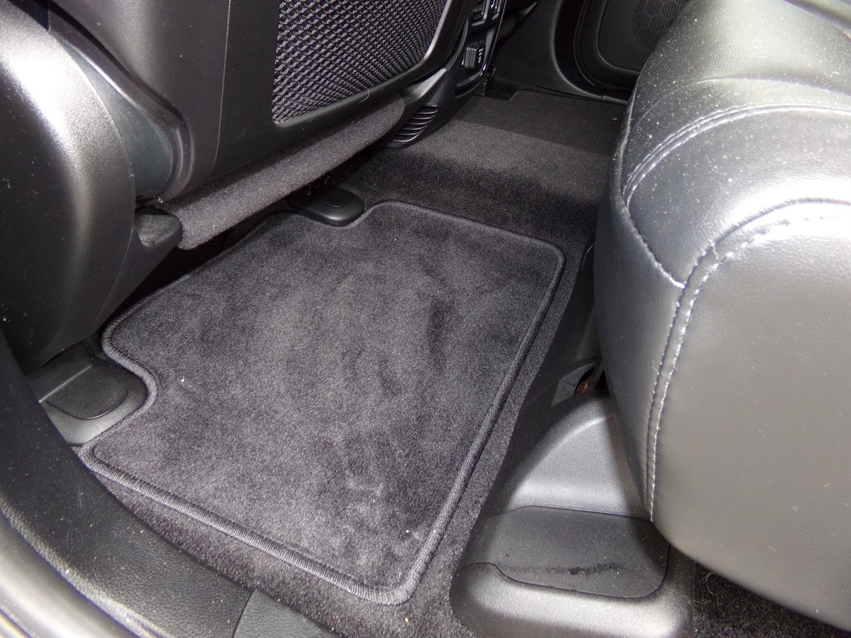2013 Jeep Grand Cherokee Limited photo 22