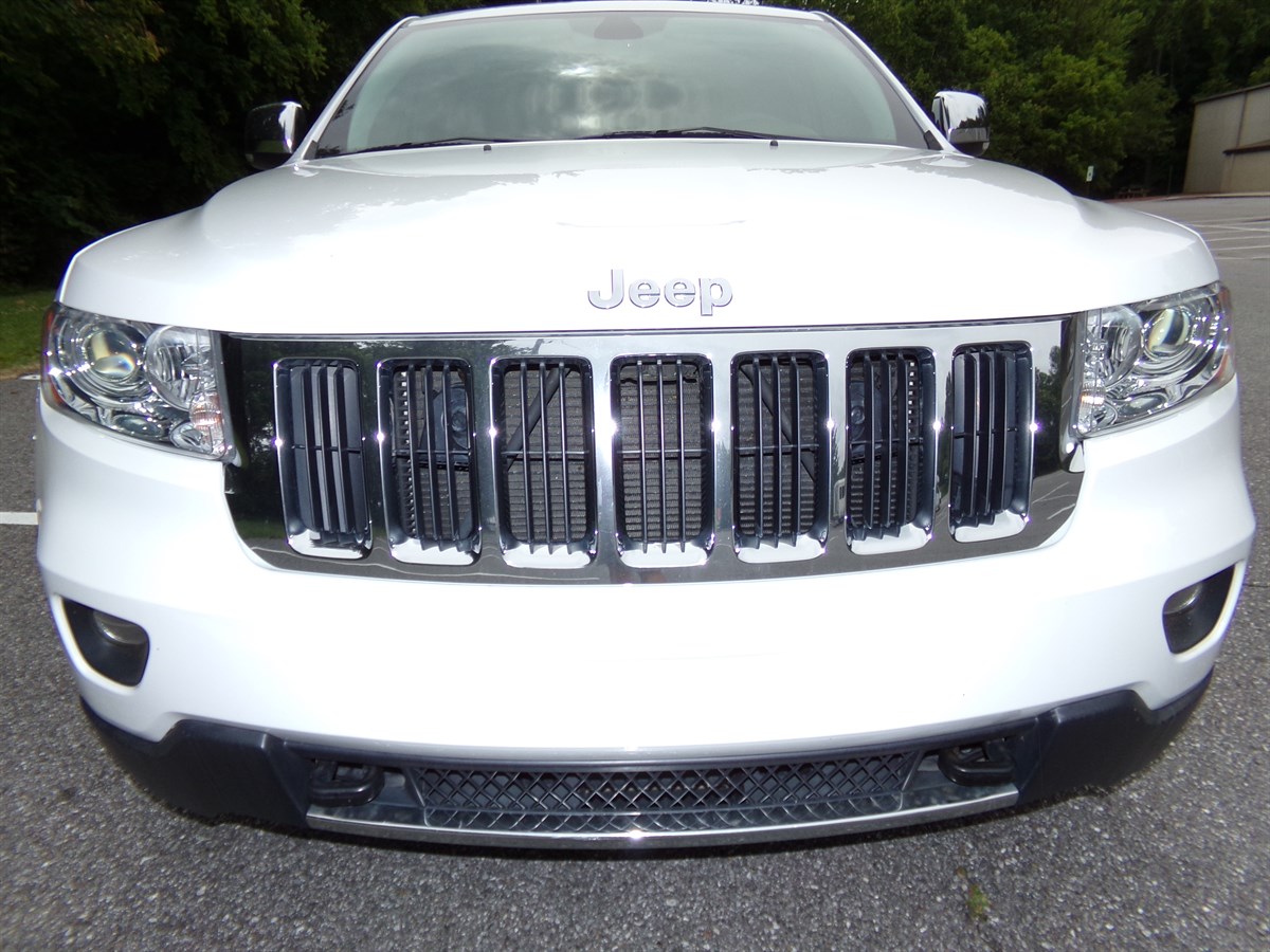 2013 Jeep Grand Cherokee Limited photo 2