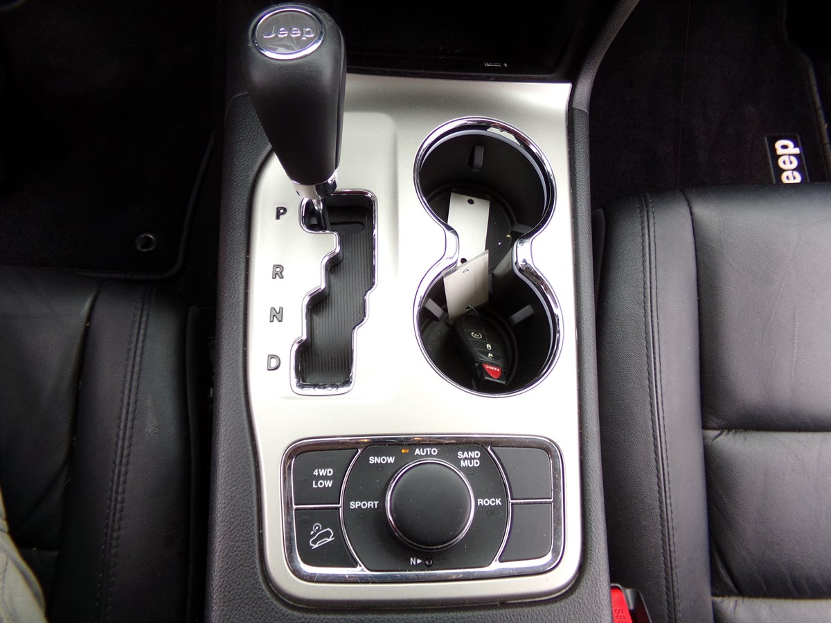 2013 Jeep Grand Cherokee Limited photo 45