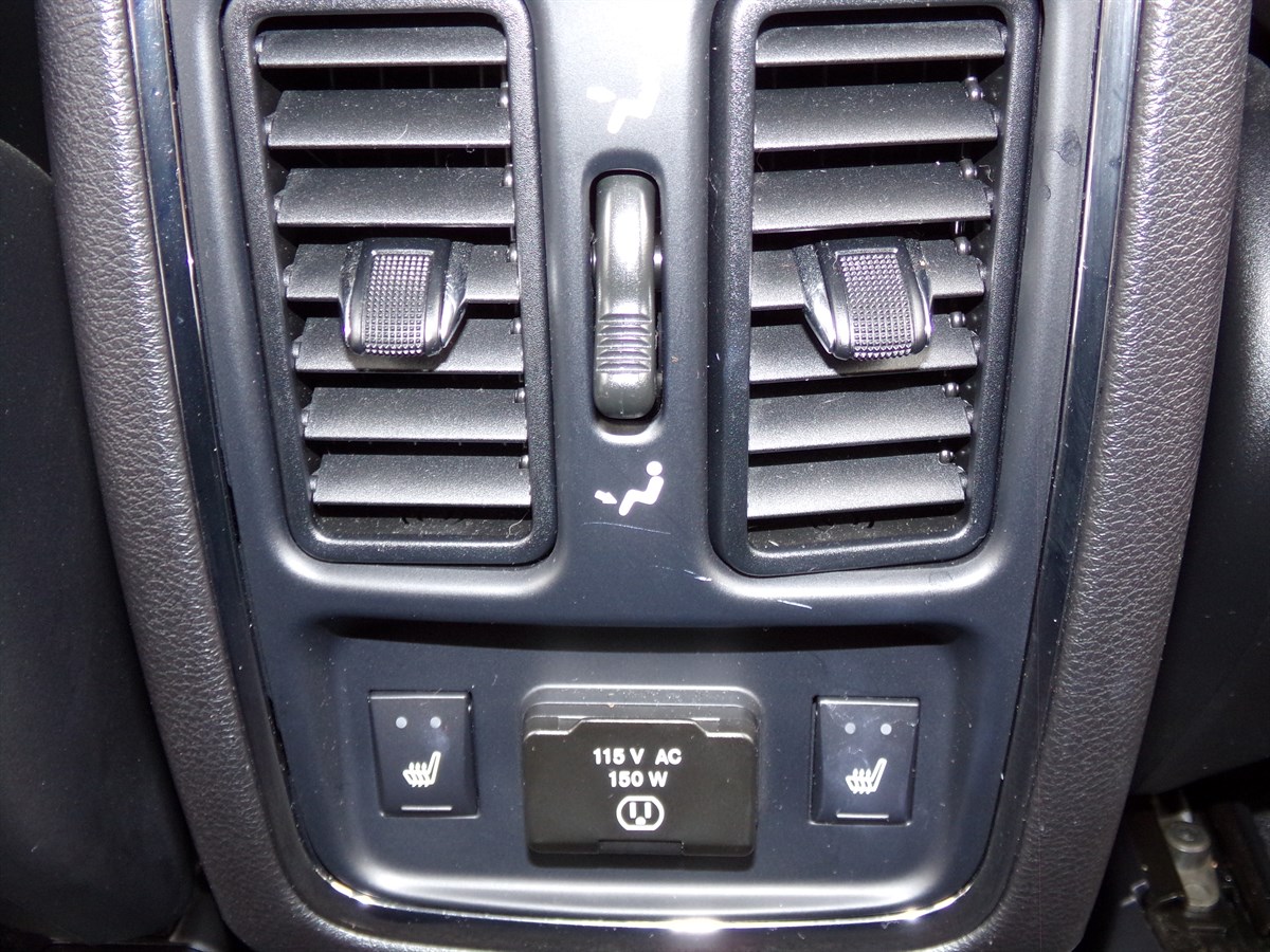 2013 Jeep Grand Cherokee Limited photo 36