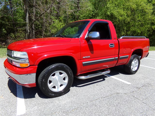 2000 Chevrolet Silverado 1500 1500 LS 4X4 REGULAR CAB SWB's photo
