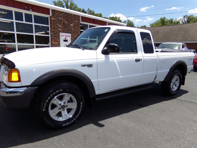2002 Ford Ranger XLT 4x4 SuperCab 4.0's photo