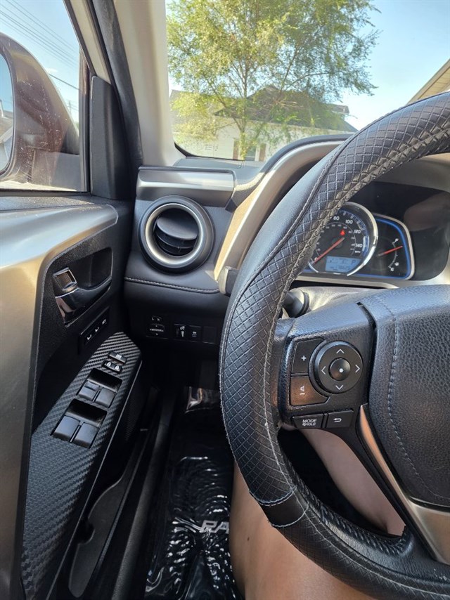 2013 Toyota RAV4 Limited - Photo 14