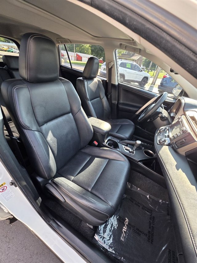 2013 Toyota RAV4 Limited - Photo 11
