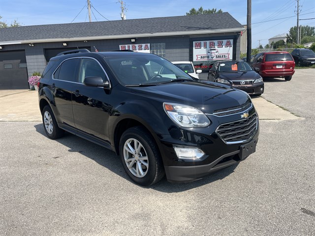 2017 Chevrolet Equinox LT's photo