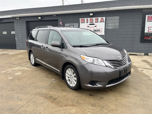 2015 Toyota Sienna LE