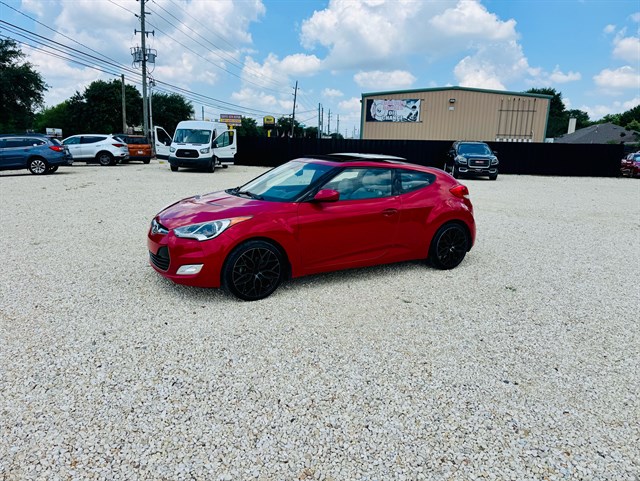 Hyundai Veloster photo 21